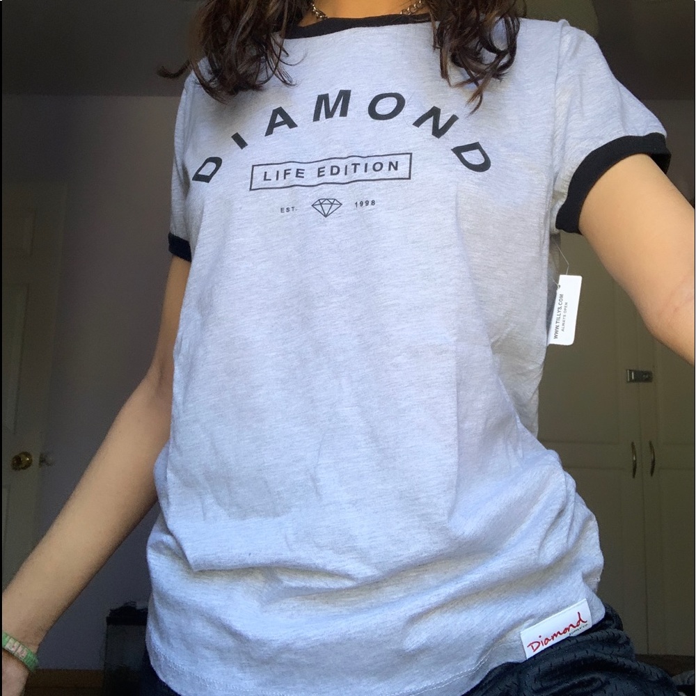 NWT grey diamond supply co. shirt